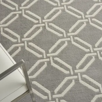 4' X 6' Gray and Beige Trellis Area Rug
