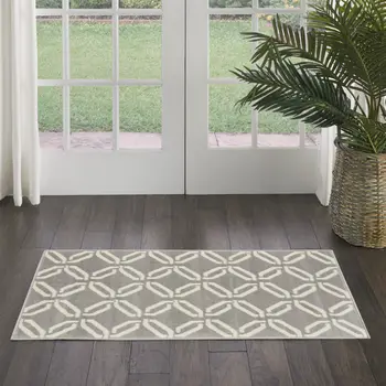 2' X 4' Gray and Ivory Trellis Area Rug