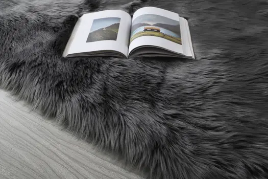 4' X 6' Dark Gray Faux Fur Washable Area Rug
