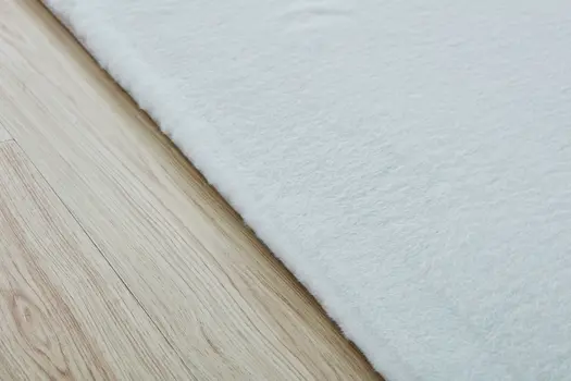 5' X 8' Light Gray Faux Fur Shag Non Skid Area Rug