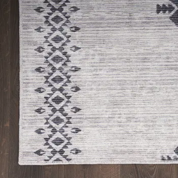 4' X 6' Ivory and Gray Geometric Power Loom Area Rug