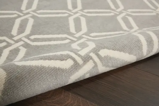 6' X 9' Gray and Ivory Trellis Area Rug