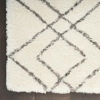 4' X 6' Ivory and Gray Geometric Shag Area Rug