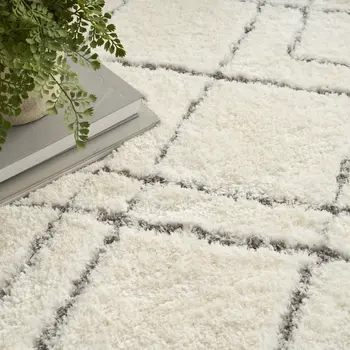 4' X 6' Ivory and Gray Geometric Shag Area Rug
