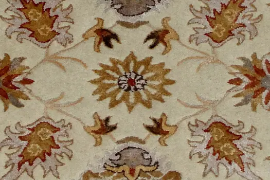 5' X 8' Cream Oriental Hand Tufted Non Skid Area Rug