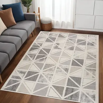 5' X 8' Gray and Cream Geometric Distressed Area Rug