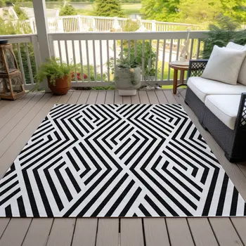 3' X 5' Black and White Geometric Washable Non Skid Indoor Outdoor Area Rug