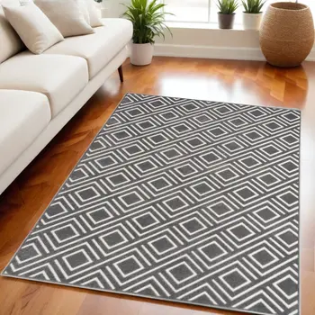 5' X 7' Gray Geometric Area Rug