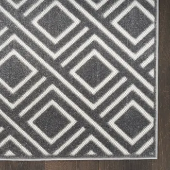 5' X 7' Gray Geometric Area Rug