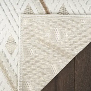 5' X 7' Cream Geometric Area Rug