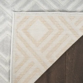 5' X 7' Gray Geometric Area Rug