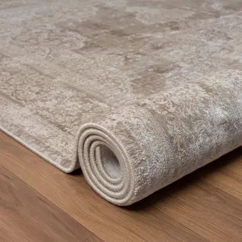 4' X 6' Beige and Ivory Medallion Area Rug