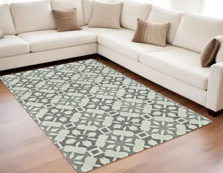 5' X 8' Gray and Ivory Wool Geometric Hand Tufted Area Rug