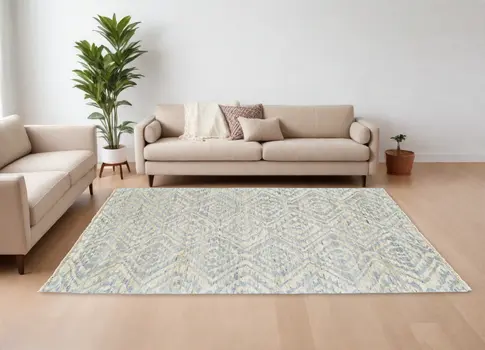8' X 10' Gray and Ivory Wool Southwestern Hand Knotted Area Rug