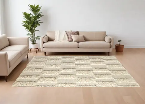 6' X 9' Ivory Wool Geometric Hand Woven Area Rug