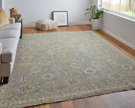 8' X 10' Gray and Ivory Wool Oriental Hand Knotted Area Rug With Fringe