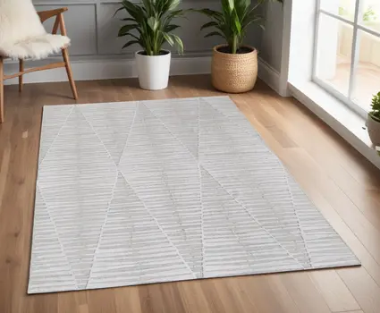 4' X 6' Ivory Geometric Hand Woven Area Rug