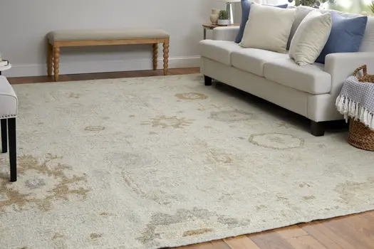 2' X 3' Tan and Gray Wool Floral Hand Knotted Area Rug