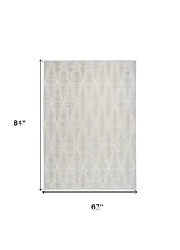 5' X 7' Gray Geometric Area Rug
