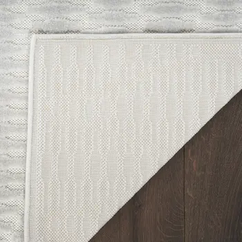 5' X 7' Gray Geometric Area Rug