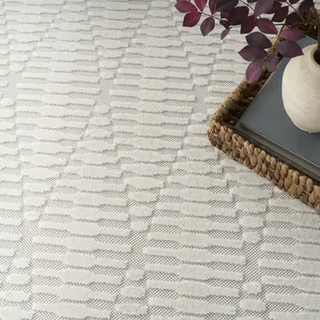 8' X 10' Ivory Geometric Area Rug