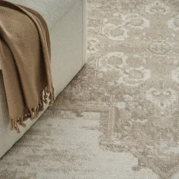 4' X 6' Ivory Floral Power Loom Area Rug