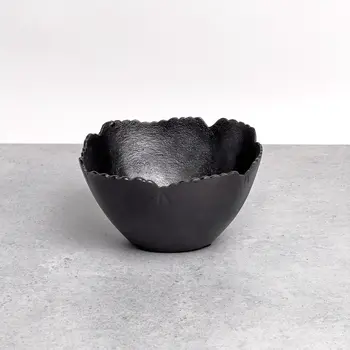 8" Black Aluminum Scalloped Edge Round Serving Bowl