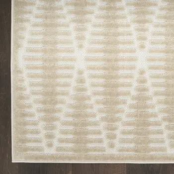6' Beige Geometric Runner Rug