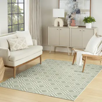 4' X 6' Green Geometric Area Rug