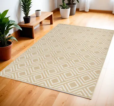 4' X 6' Tan Geometric Area Rug