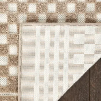 4' X 6' Brown Geometric Area Rug