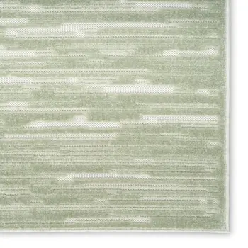 4' X 6' Green Geometric Area Rug