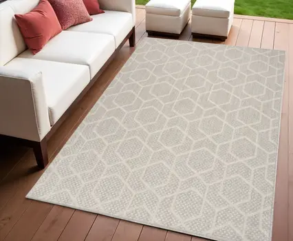 4' X 6' Gray And Beige Geometric Indoor Outdoor Area Rug