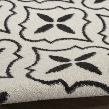 5' X 7' Ivory And Black Geometric Indoor Outdoor Area Rug