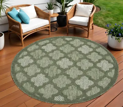8' Green Round Geometric Indoor Outdoor Area Rug