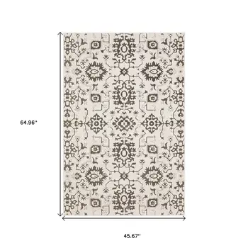 4' X 6' Ivory And Gray Oriental Area Rug