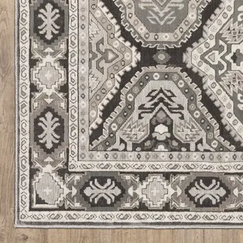 4' X 6' Ivory And Blue Medallion Area Rug