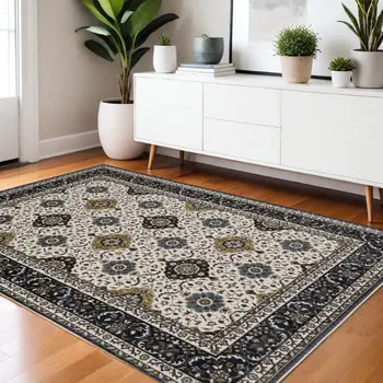 4' X 6' Ivory Medallion Area Rug With Fringe