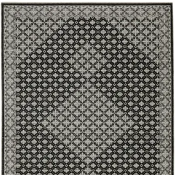5' X 8' Black And Gray Diamond Area Rug With Fringe