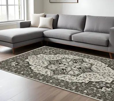 8' X 11' Ivory And Gray Medallion Area Rug With Fringe