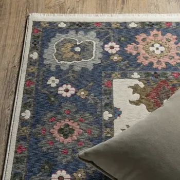 8' X 11' Blue And Ivory Floral Area Rug With Fringe