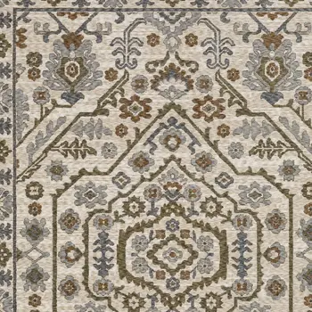 4' X 6' Ivory And Rust Floral Area Rug With Fringe