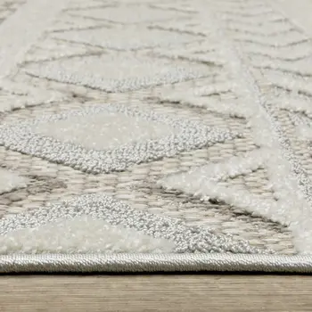 8' Gray And Beige Tribal Runner Rug