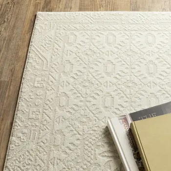 5' X 8' Ivory And Beige Medallion Area Rug