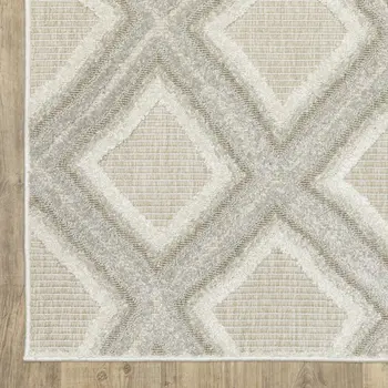5' X 8' Gray And Beige Diamond Area Rug