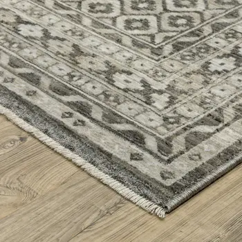 3' X 5' Gray And Beige Diamond Area Rug With Fringe
