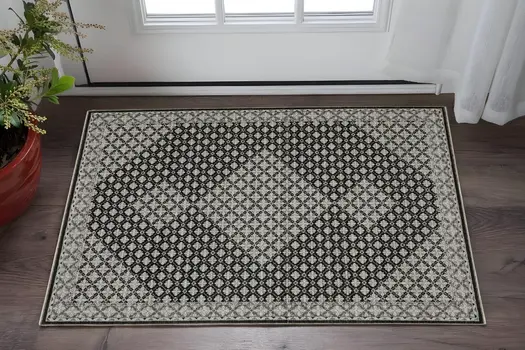 3' X 5' Black And Gray Diamond Area Rug With Fringe