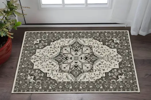 3' X 5' Ivory And Gray Medallion Area Rug With Fringe