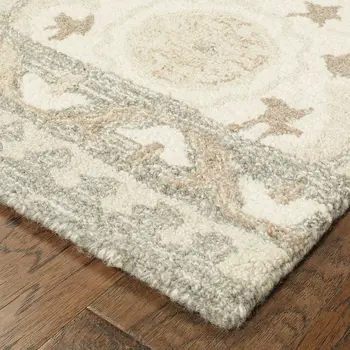 4' X 6' Ivory And Gray Wool Floral Hand Tufted Area Rug
