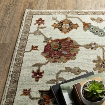 5' X 7' Ivory Gray And Black Oriental Area Rug